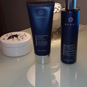 Monat  Volumizing Shampoo & Conditioner